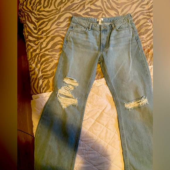 Forever 21 | Jeans | Wide Leg Ripped Jeans | Poshmark